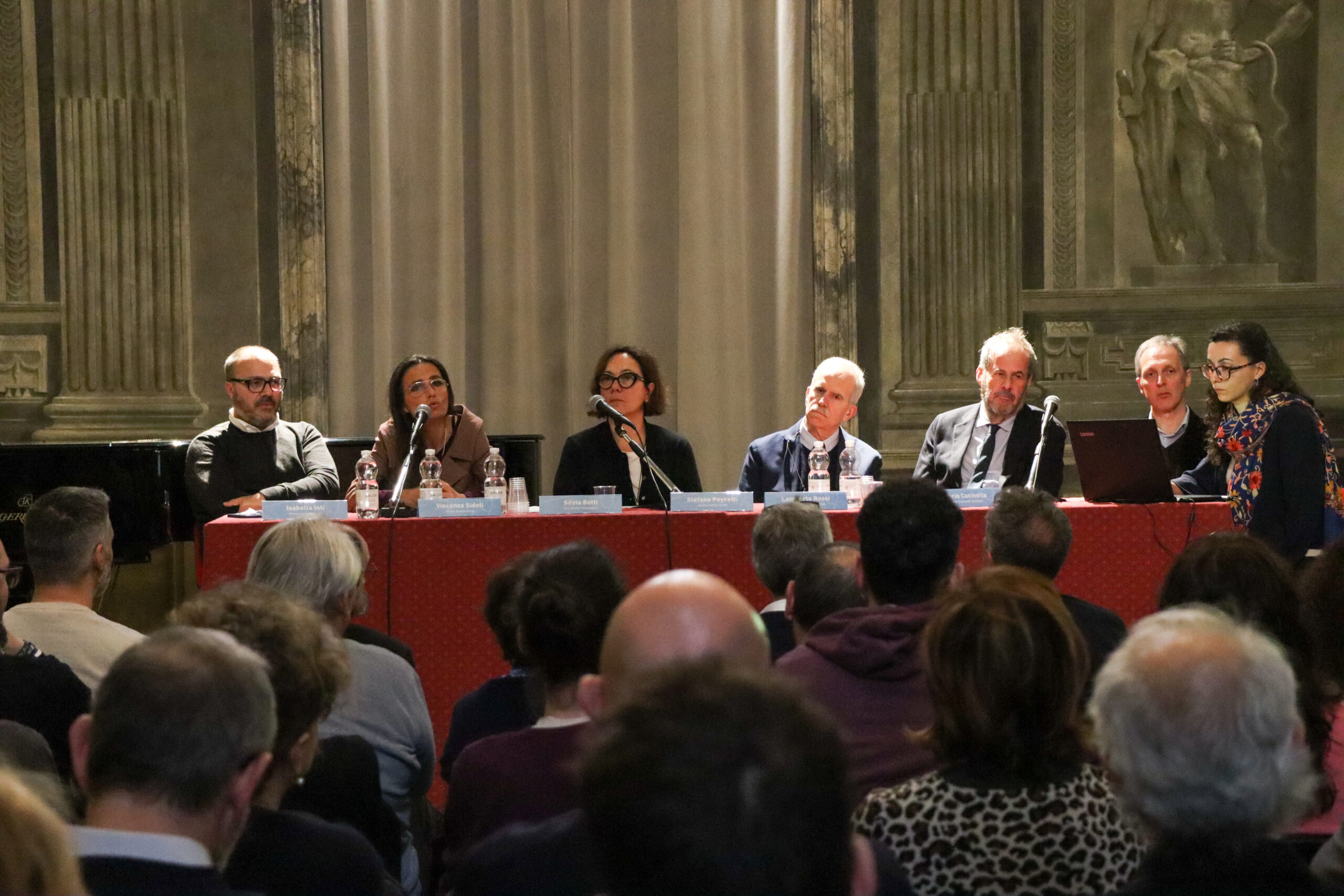 Giovani in centro Pensare la città 19 marzo evento Cremona